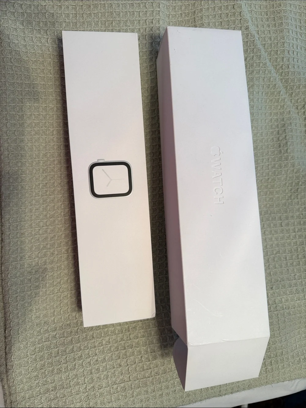 Apple White Watch Packaging Set